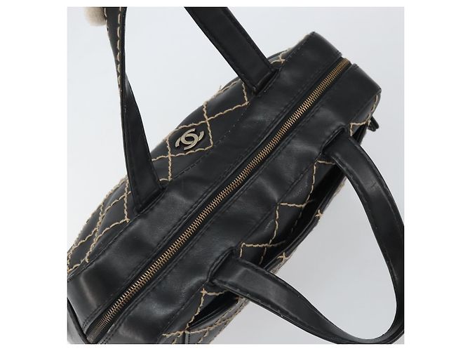 CHANEL Borsa a Mano Wild Stitch Pelle Nera Oro CC Auth BA10500V Nero D'oro - vista 6