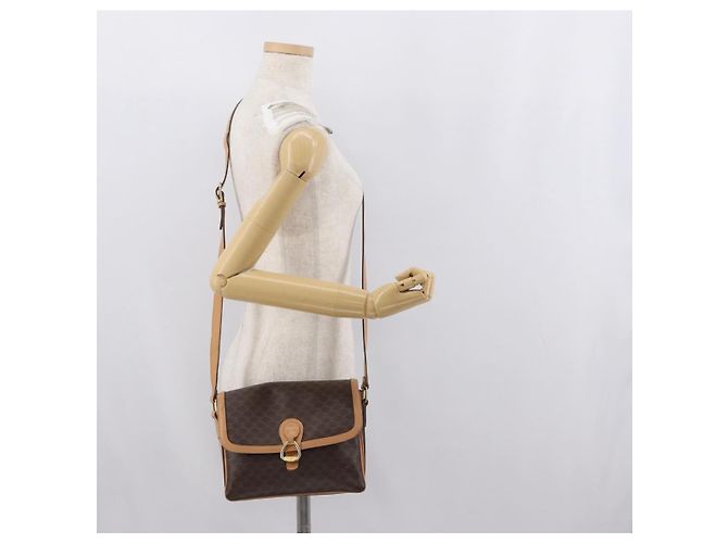 Céline Borsa a Spalla in Tela Macadam CELINE in Pelle PVC Marrone Oro Auth 170993 D'oro - vista 27