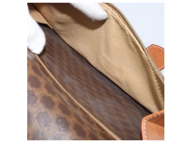 Céline Borsa a Spalla in Tela Macadam CELINE in Pelle PVC Marrone Oro Auth 171981 D'oro - vista 26