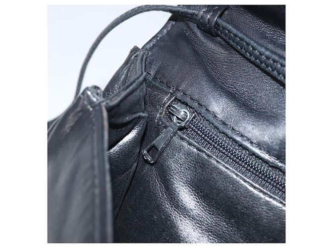Borsa a Spalla FENDI in Pelle Nera Oro Auth ti3646 Nero D'oro - vista 19