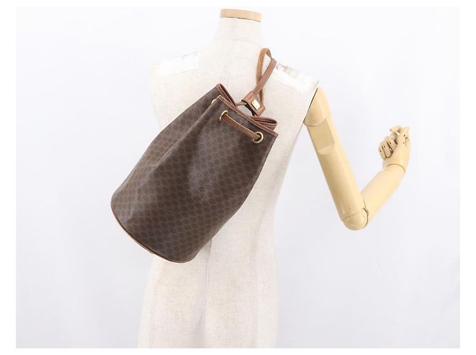 Céline Borsa a Spalla in Tela Macadam CELINE in Pelle PVC Marrone Oro Auth 171835 D'oro - vista 19