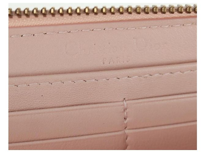 Portafoglio lungo Cannage Studs Christian Dior in pelle di agnello rosa e oro Auth 169933M D'oro - vista 18