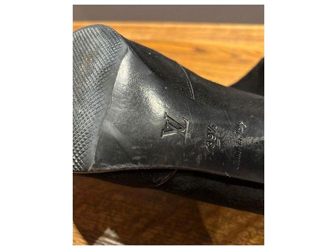 Stivaletti in suede nero Louis Vuitton 39,5 - vista 3