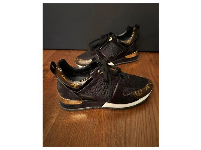 Sneakers Run Away Louis Vuitton Marrone Nero - vista 7