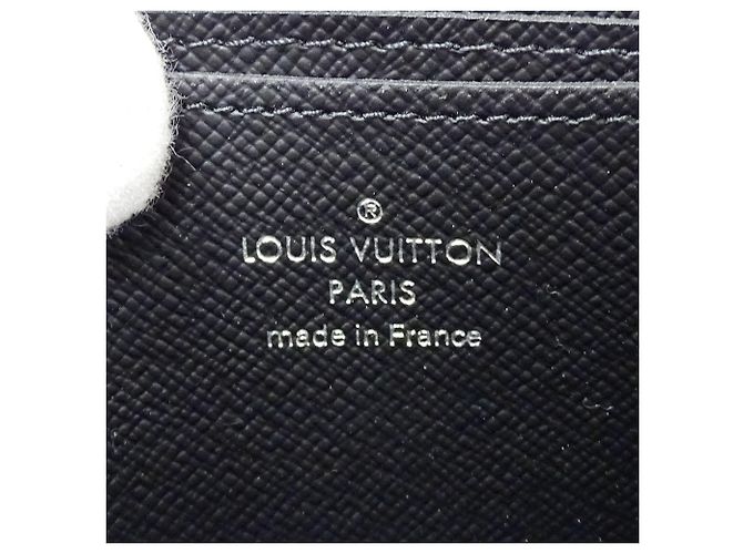 Portafoglio Zippy in Taiga Louis Vuitton Grigio - vista 5