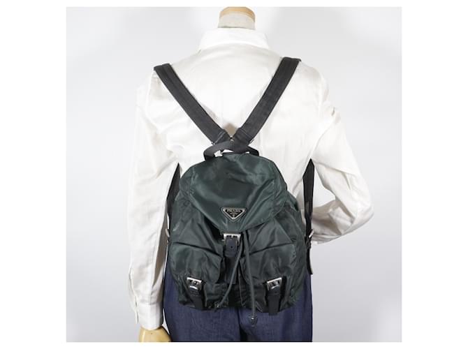 Prada grüner Nylon-Rucksack - Ansicht 20