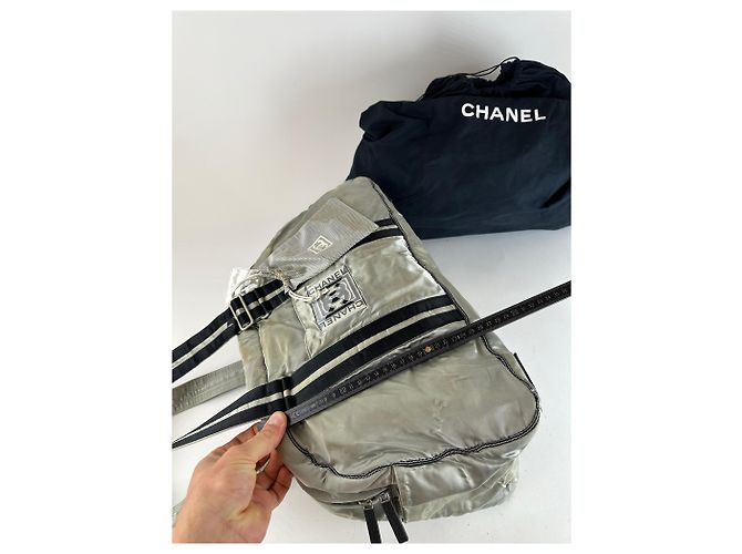Vintage Chanel Polyester Duffel Bag Silber Schwarz - Ansicht 11