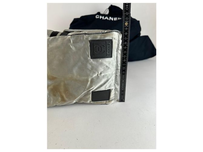 Vintage Chanel Polyester Duffel Bag Silber Schwarz - Ansicht 13