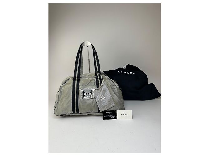 Vintage Chanel Polyester Duffel Bag Silber Schwarz - Ansicht 15