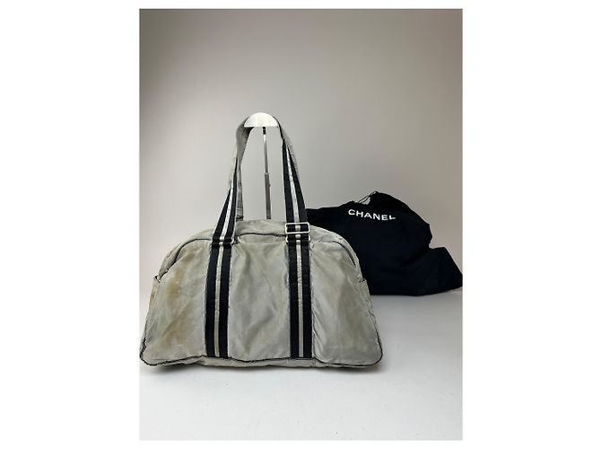Vintage Chanel Polyester Duffel Bag Silber Schwarz - Ansicht 3
