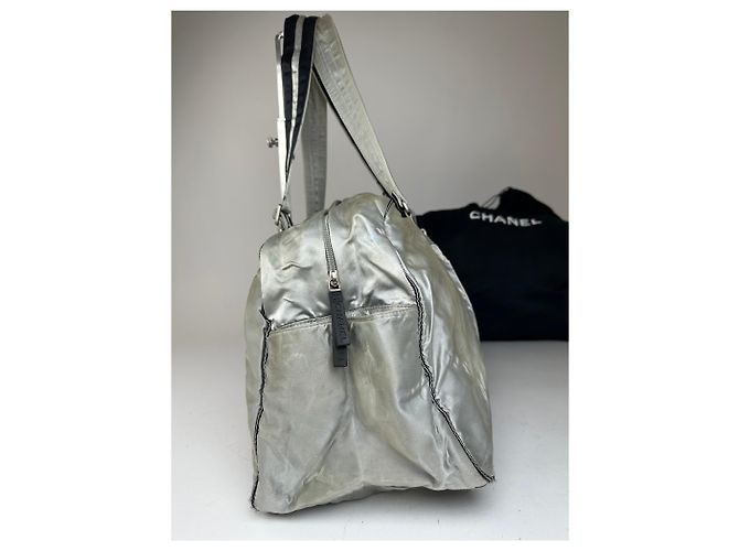 Vintage Chanel Polyester Duffel Bag Silber Schwarz - Ansicht 8