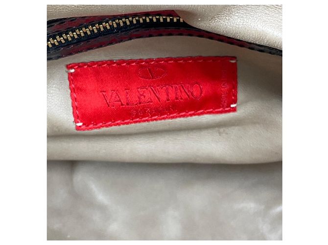 Valentino Garavani Borsa a mano in pelle di coccodrillo nera con borchie e hardware dorato Valentino Nero - vista 7