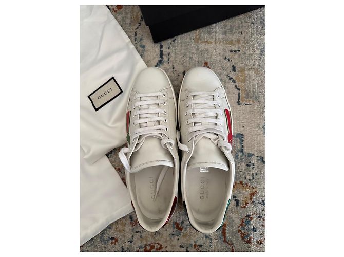 Sneakers Gucci Ace in Pelle Bianca con Logo GG - vista 6