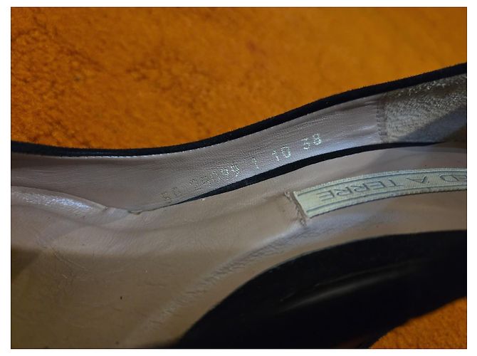 Pied à Terre Schwarze Wildleder-Pumps - Ansicht 3