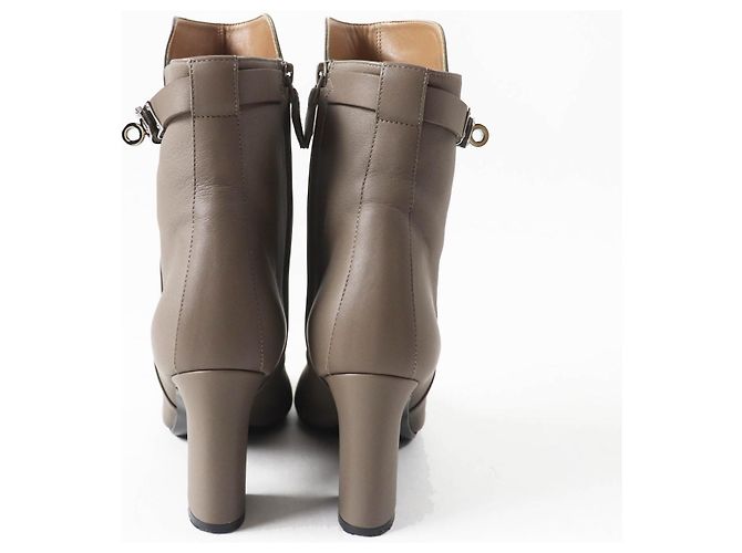 Botas curtas de couro com fivela Kelly da Hermès Cinza - vista 3