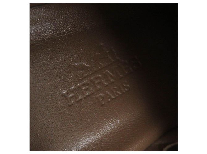 Botas curtas de couro com fivela Kelly da Hermès Cinza - vista 9
