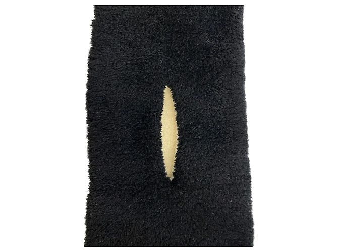 Comfy LV Schal von Louis Vuitton Schwarz Weiß - Ansicht 4