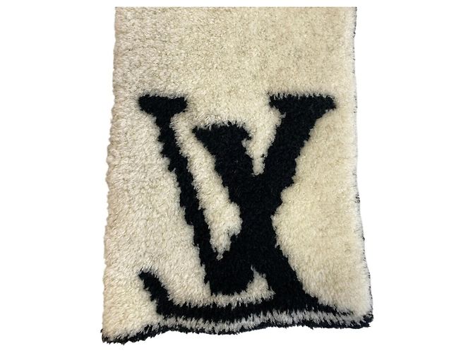 Comfy LV Schal von Louis Vuitton Schwarz Weiß - Ansicht 6