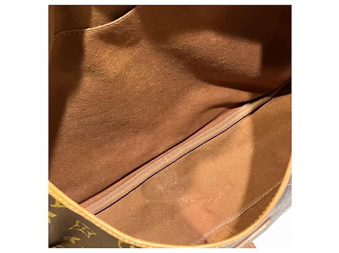 Bolsa de Ombro Saumur 35 Monograma Louis Vuitton Marrom - Ansicht 6