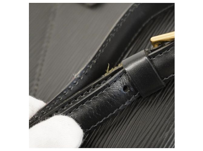 Borsa Louis Vuitton Epi Monceau 28 M52122 Nero - vista 14