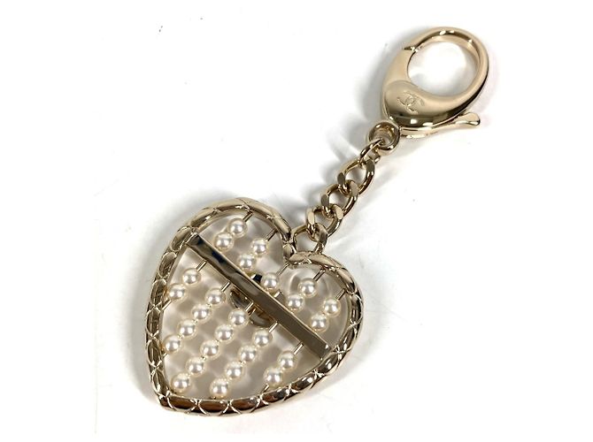 Portachiavi in metallo dorato Chanel con cuore CC Coco D'oro - vista 4