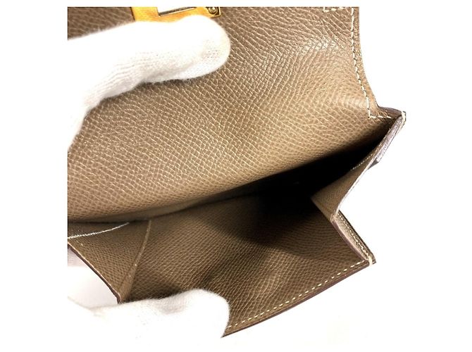 Monedero compacto Kelly Pocket de Hermès en gris Etoupe Castaño Gris pardo - vista 10