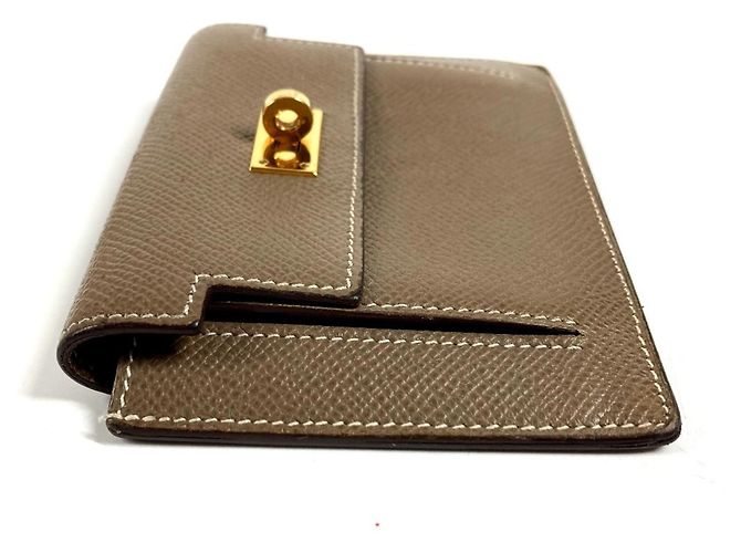 Monedero compacto Kelly Pocket de Hermès en gris Etoupe Castaño Gris pardo - vista 7