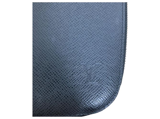 Louis Vuitton Taiga Organizer Long Wallet Black Grey - view 10