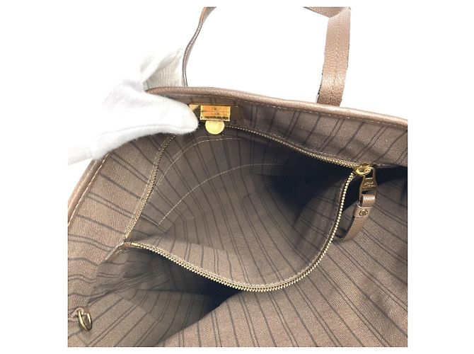 Borsa a Spalla Citadines PM in Monogram Empreinte Louis Vuitton Marrone - vista 16