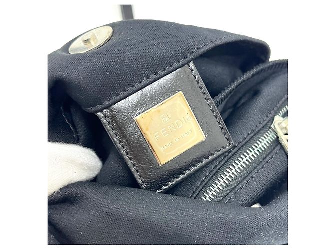 Borsa in satin nero Fendi - vista 9