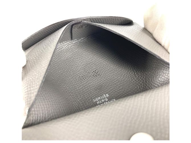 Hermès HERMES Cartera Bifold Calvi Duo en Gris Castaño - vista 14