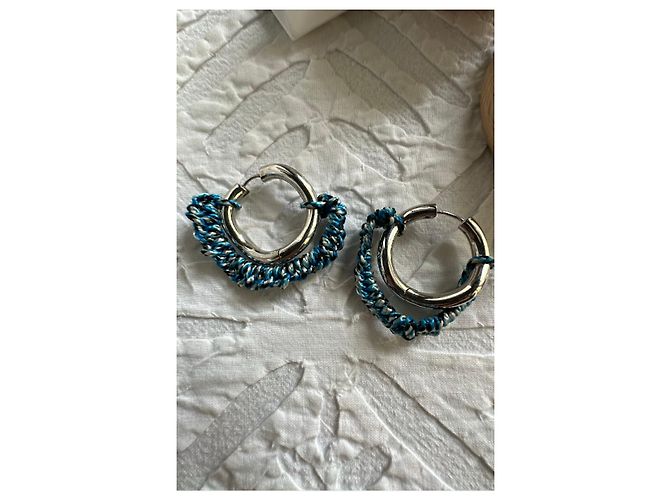 Autre Marque Orecchini a cerchio Charlotte Chesnais in argento e corda blu - vista 3
