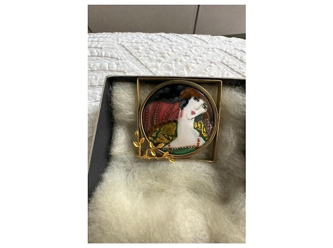 Autre Marque Spilla in stile Art Déco con ritratto di donna Nero Bianco Rosso Multicolore Verde Gold hardware - vista 5