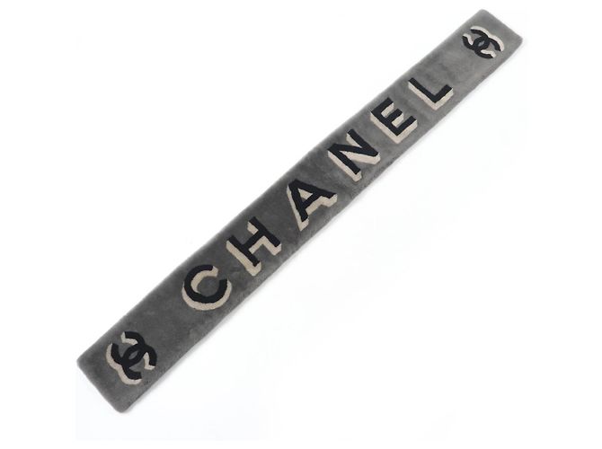 Timeless Chanel Xale de Cashmere Mouton com Design de Logo COCO Mark Cinza - vista 5