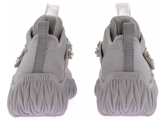 Miu Miu Sneakers grigi con ornamenti Grigio - vista 3