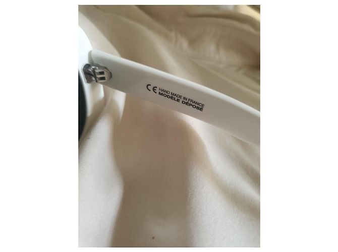 Gafas de sol blancas Emmanuelle Khanh 4231 0911 Hechas a mano Blanco - vista 3