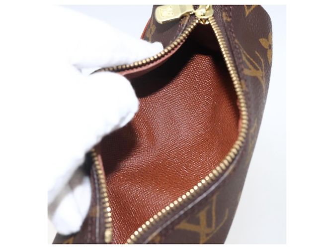 Pochette Papillon Mini in Tela Monogram Louis Vuitton Marrone - vista 5