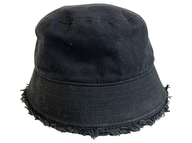 Chapeau seau noir Prada - vue 2