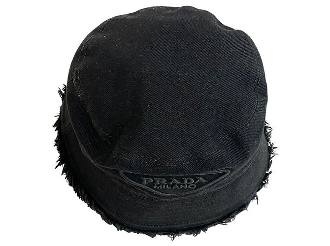 Chapeau seau noir Prada - vue 4