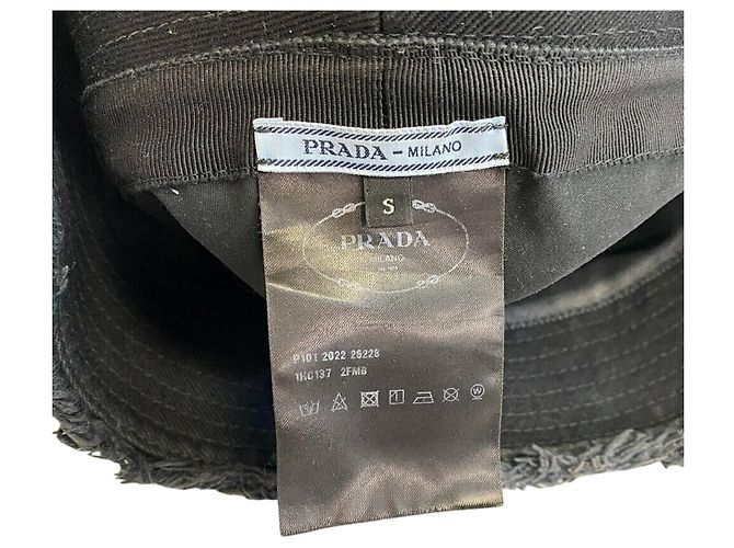 Chapeau seau noir Prada - vue 8