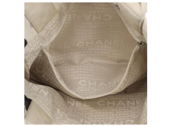 CHANEL Borsa Tote Canvas Bianca Argento CC Auth 170892 Bianco - vista 21