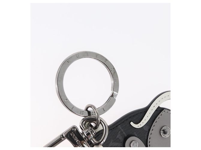 LOUIS VUITTON Monogram Eclipse Portachiavi LV Rat Charm M68835 LV Auth 170848M Monogramma - vista 5