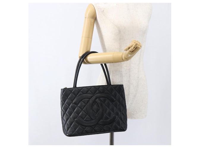 CHANEL Borsa Tote Matelassé Reprint Pelle Caviar Nera Argento CC Auth am10812SAM Nero - vista 24