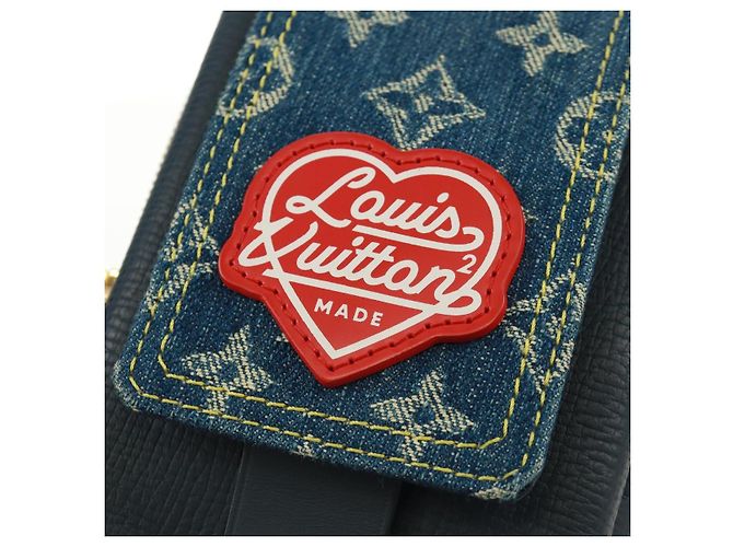 LOUIS VUITTON Monogram Denim LV MADE Pochette Doppia per Telefono M81060 LV Auth 170667SM Blu navy - vista 15