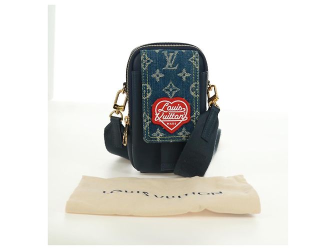 LOUIS VUITTON Monogram Denim LV MADE Pochette Doppia per Telefono M81060 LV Auth 170667SM Blu navy - vista 24