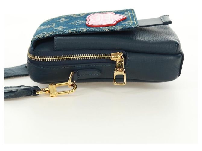 LOUIS VUITTON Monogram Denim LV MADE Pochette Doppia per Telefono M81060 LV Auth 170667SM Blu navy - vista 4