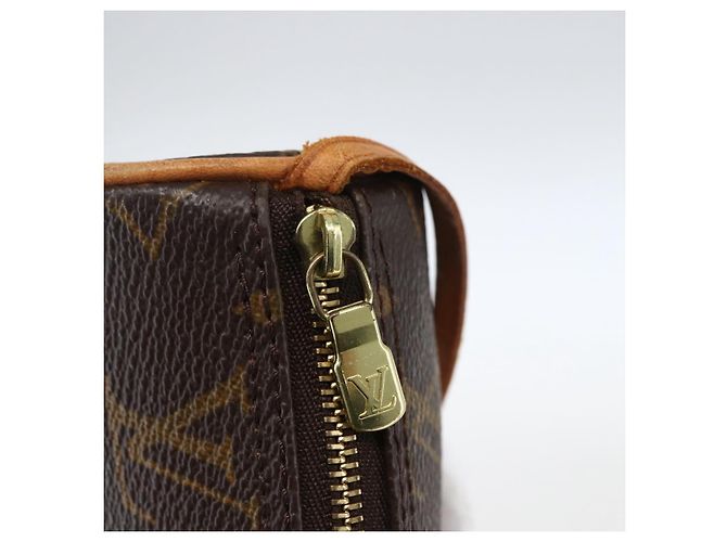 LOUIS VUITTON Pochette Papillon Monogramma LV Auth 170866 - vista 10