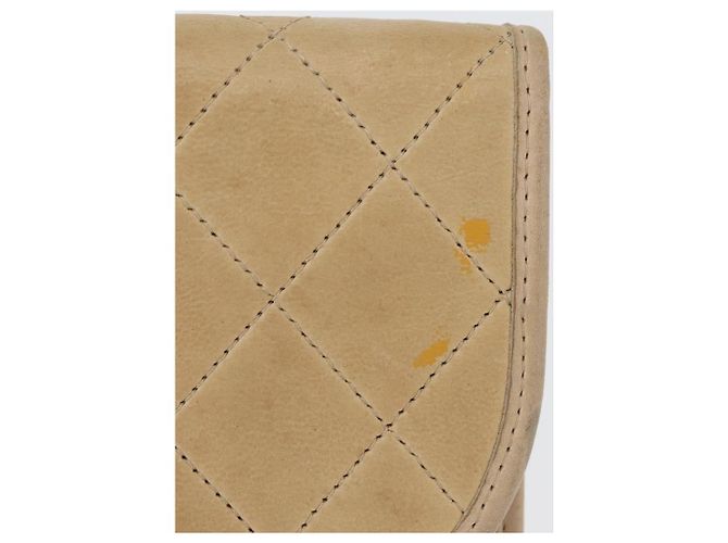 CHANEL Borsa a Spalla Matelassé in Pelle di Agnello Beige Oro CC Auth bs33475 D'oro - vista 3