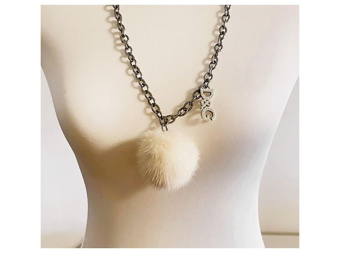 Dolce & Gabbana, Iconica collana DOLCE & GABBANA “Snow” pelliccia di visone e cristalli Argento Bianco - vista 3