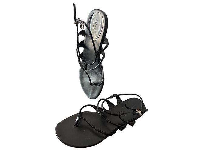 Sandali gladiatore in pelle verniciata Gucci - vista 5